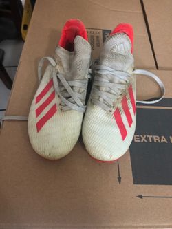 Soccer cleats