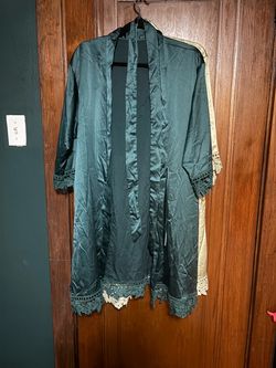 Bridesmaid Dark green Satin Kimono Robe with Lace Trim