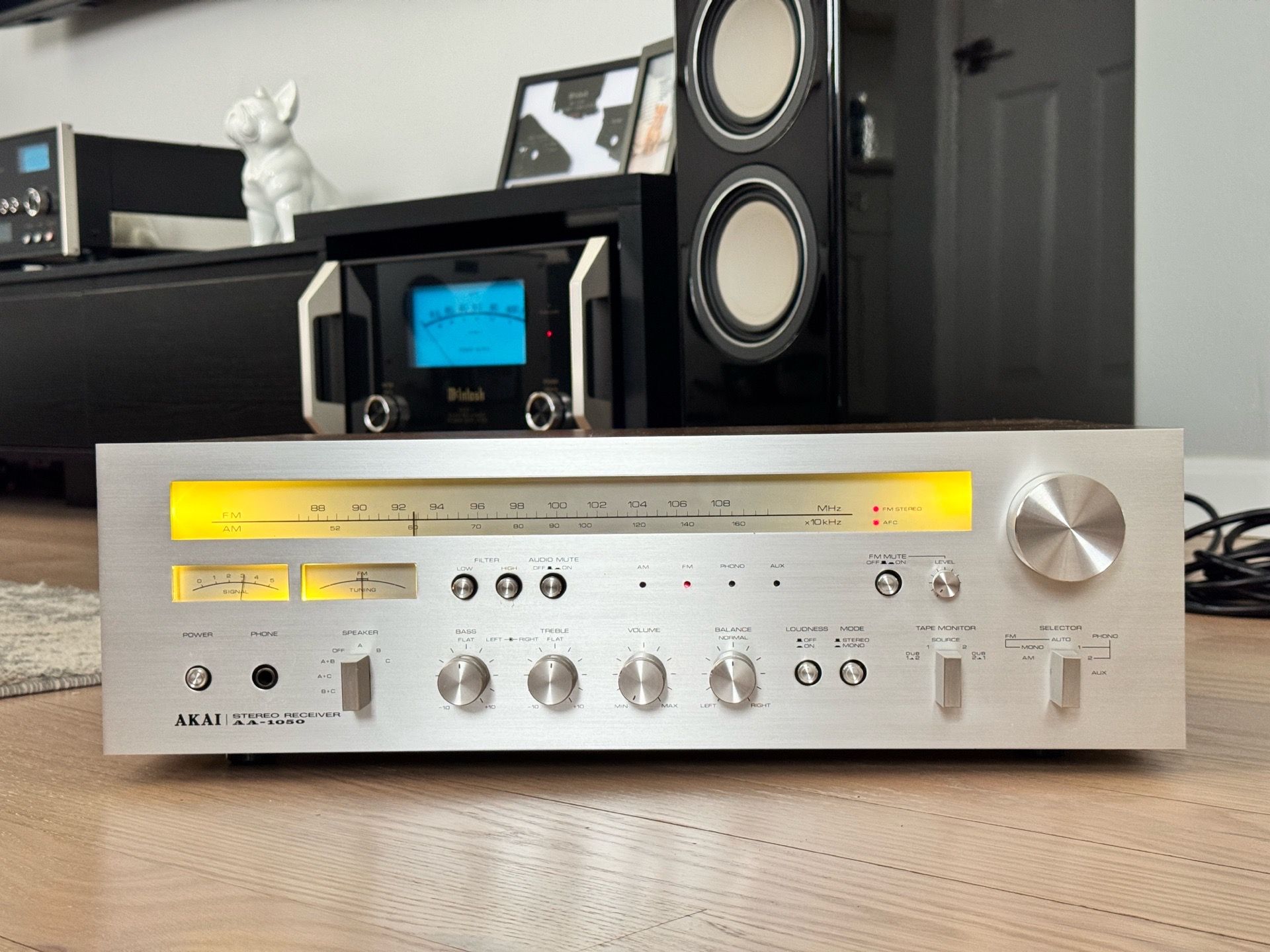 Vintage AKAI AA-1150 Stereo Receiver ~FULLY SERVICED + LED’s~ LOOK !