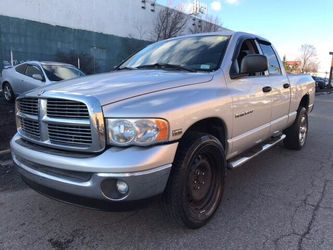 2005 DODGE RAM PICKUP 1500 SLT 4DR QUAD CAB 4WD