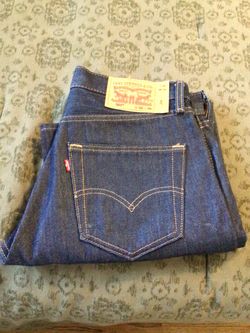New Women’s Levis Strauss Denim Jeans