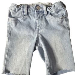 TODDLER CUT OFF CAT & JACK JEANS(3T)