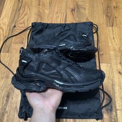 Balenciaga Matte Black Runners Size 10