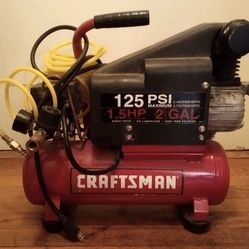 Craftsman Air Compressor 125 PSI, 2 Gallon, 1.5 HP + Attachments