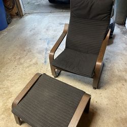 Chair With Ottoman 