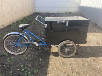 Works man front Cargo Bike