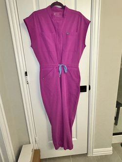 Figs scrubs