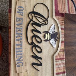 Queen Of Everything Wall Art