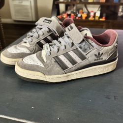 Adidas Forum 84 Low “Home Alone 2” 