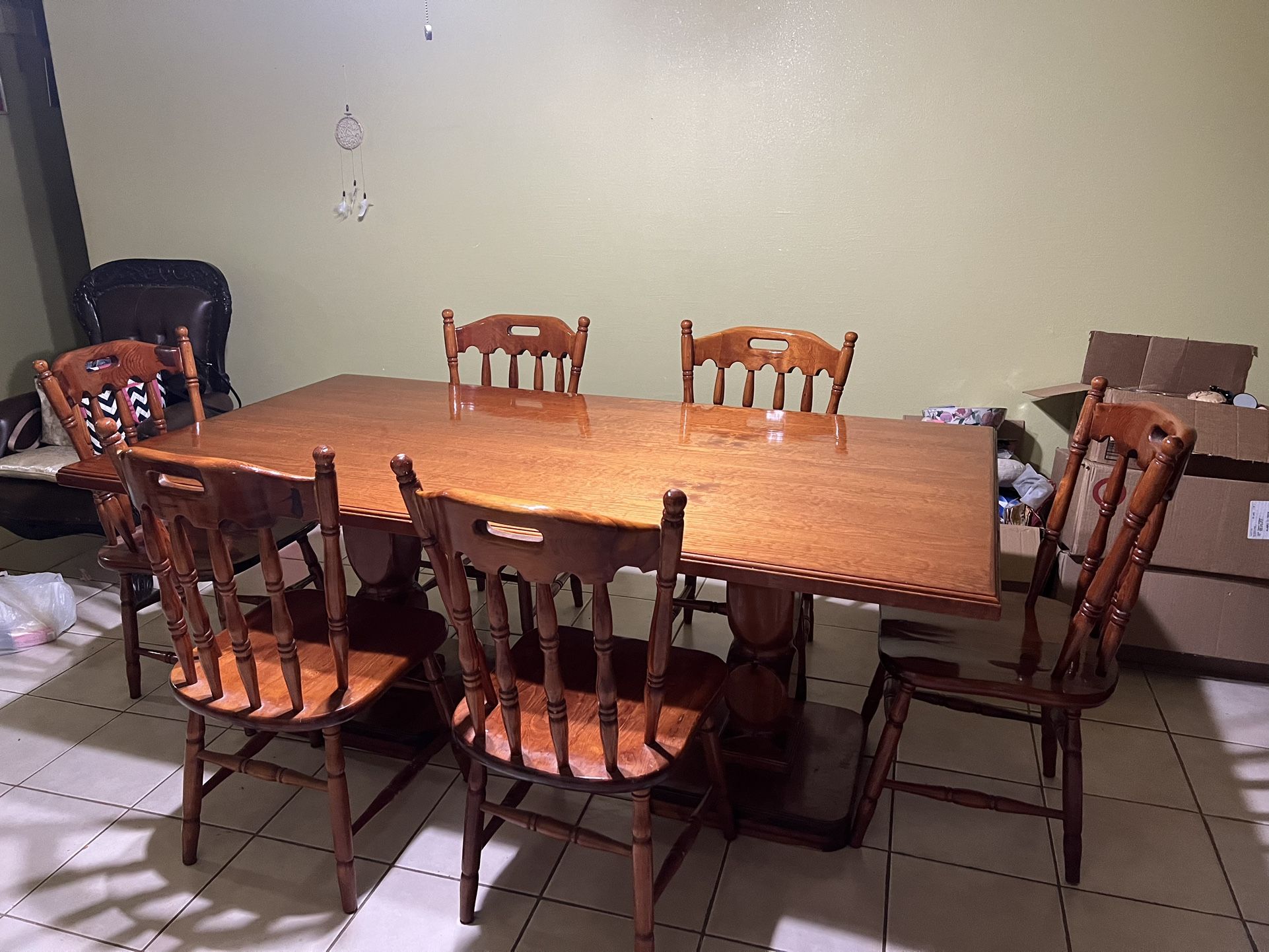 6 Piece Dining Table With China Cabinet 