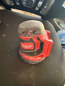 Milwaukee M18 5” Random Orbit Sander – Tool Only