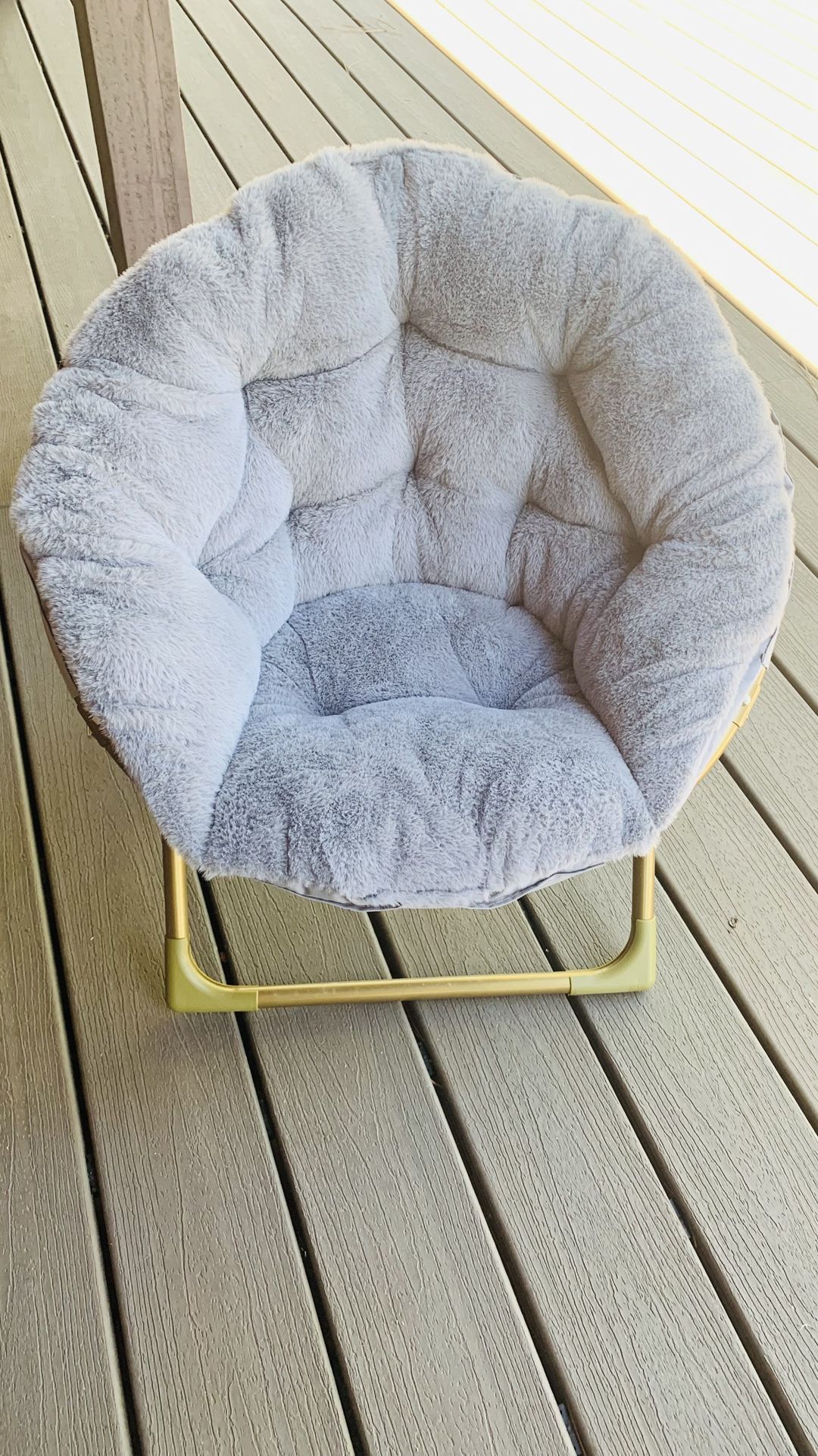 Small Pet Or Child Papasan Chair