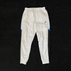 NIKE TRACKPANTS SIZE MEDIUM 