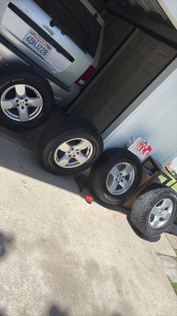 Llantas R17