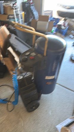 Vertical Air Compressor with Wheels
