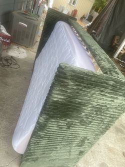 Xingqiliu Upholstered Daybed With Mattress