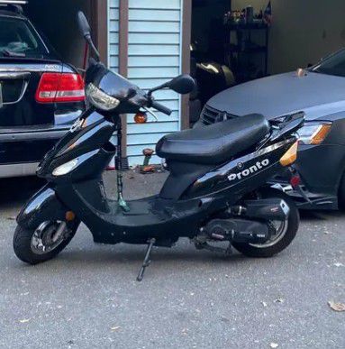 2014 SCOOTER 50cc RUN GREAT 
