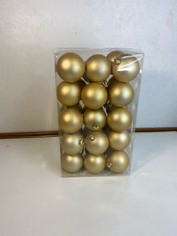 Home Accents Holiday 30 Shatter Resistant Ornaments Gold