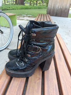GGSELLUR Guess high heel boots