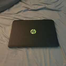 Gaming Laptop Computer (HP Pavilion Gaming Laptop - 15-dk1035nr)