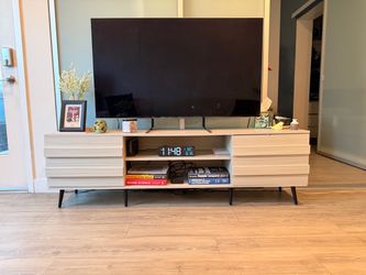 Mid-Century Modern Light Wood TV Stand