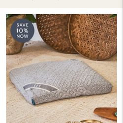 Brentwood Home Square Meditation Cushion - Brand NEW - $75 OBO