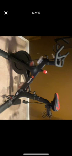 2020 Peloton Bike 2nd Gen, Lightly - Powder Springs, Georgia