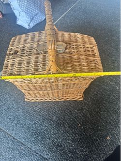 Picnic basket