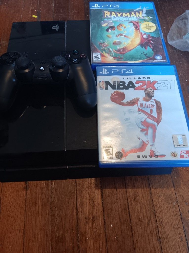 Ps4 Slim With 2games One Controller