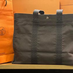 GrayHermesFourreTout MM Bag for Sale in Henderson, NV - OfferUp