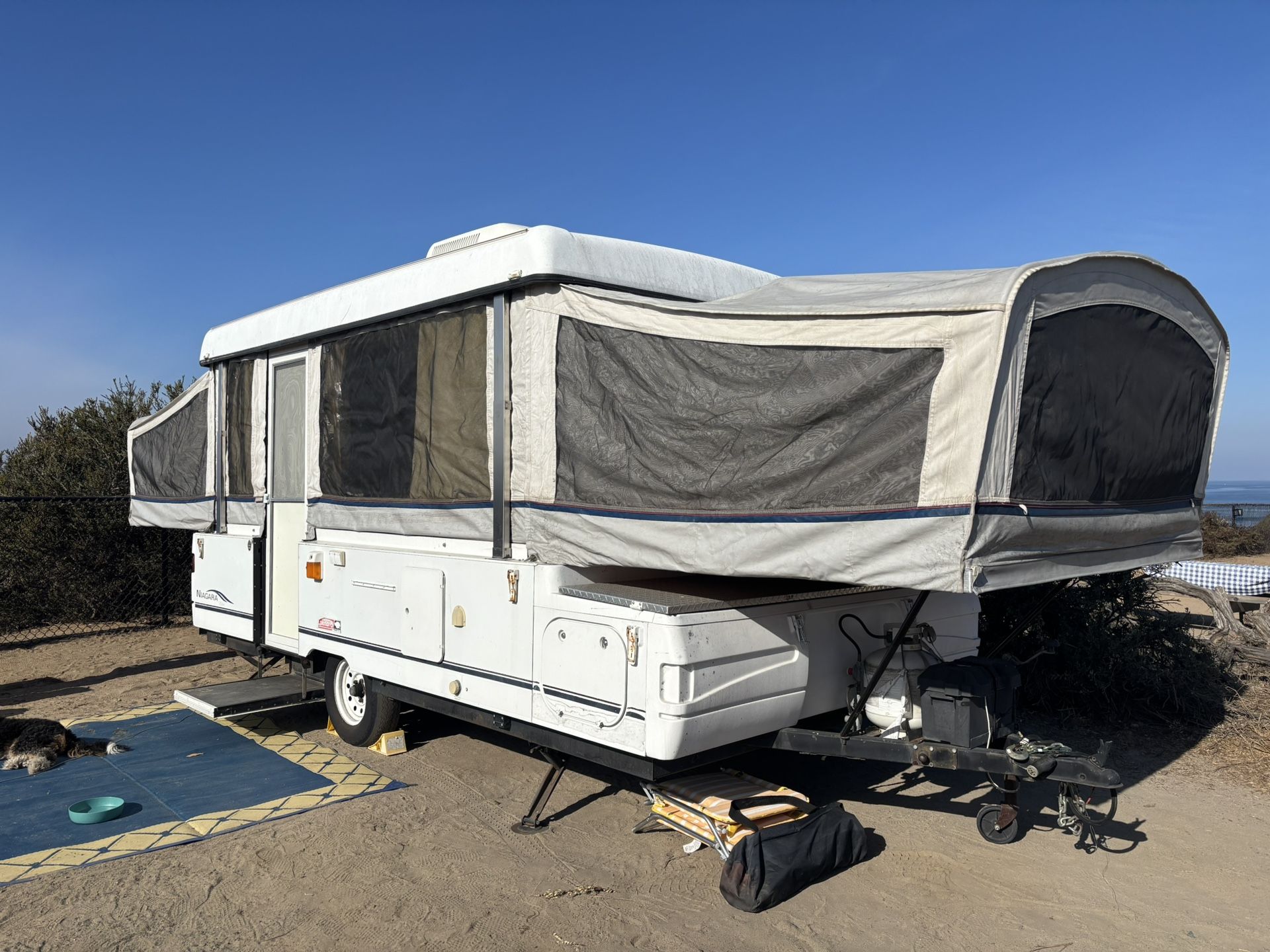2003 Coleman Fleetwood Trailer