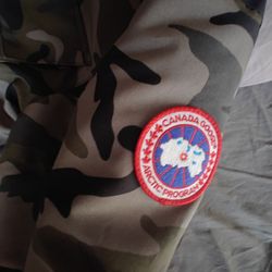 sale! 100% genuine Canada Goose brand Men’s Jacket Goose Down YKK Zippers Parka