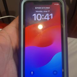 iPhone XR (Unlocked) 64gb