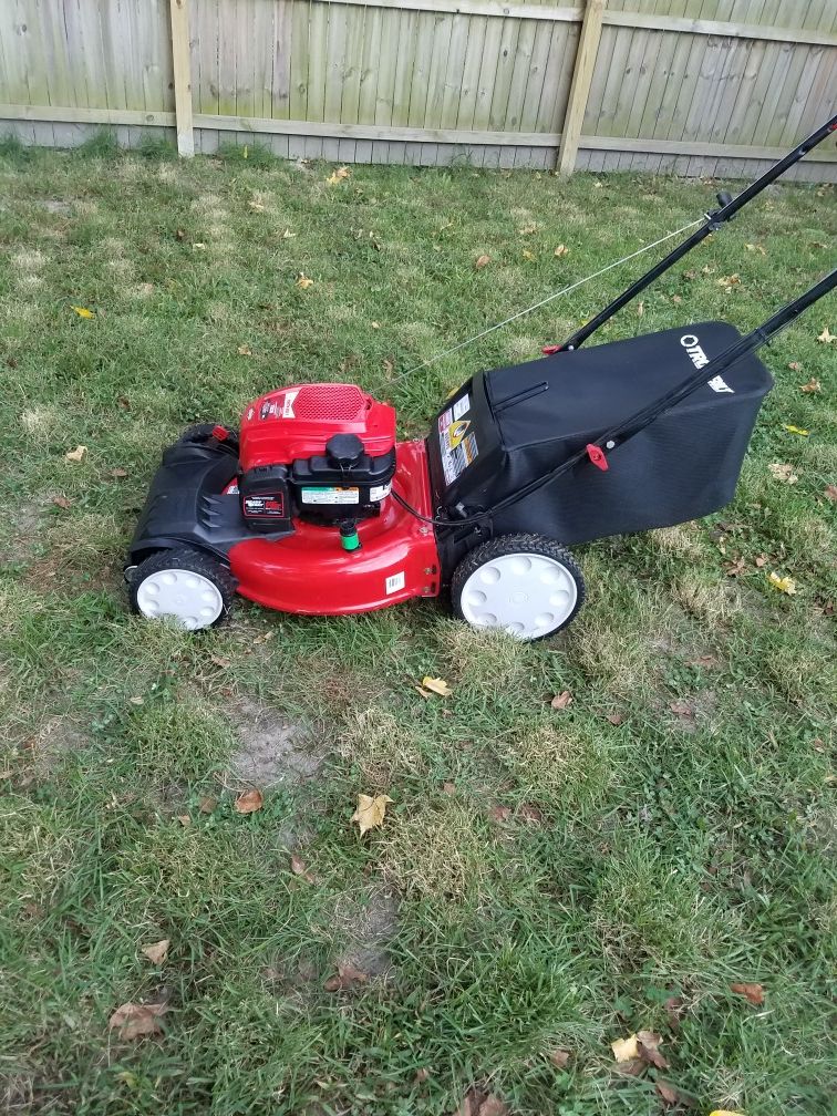 TROYBILT TB230/7.25HP/163CC/21"CUT SELFPROPELLED LAWN MOWER for Sale