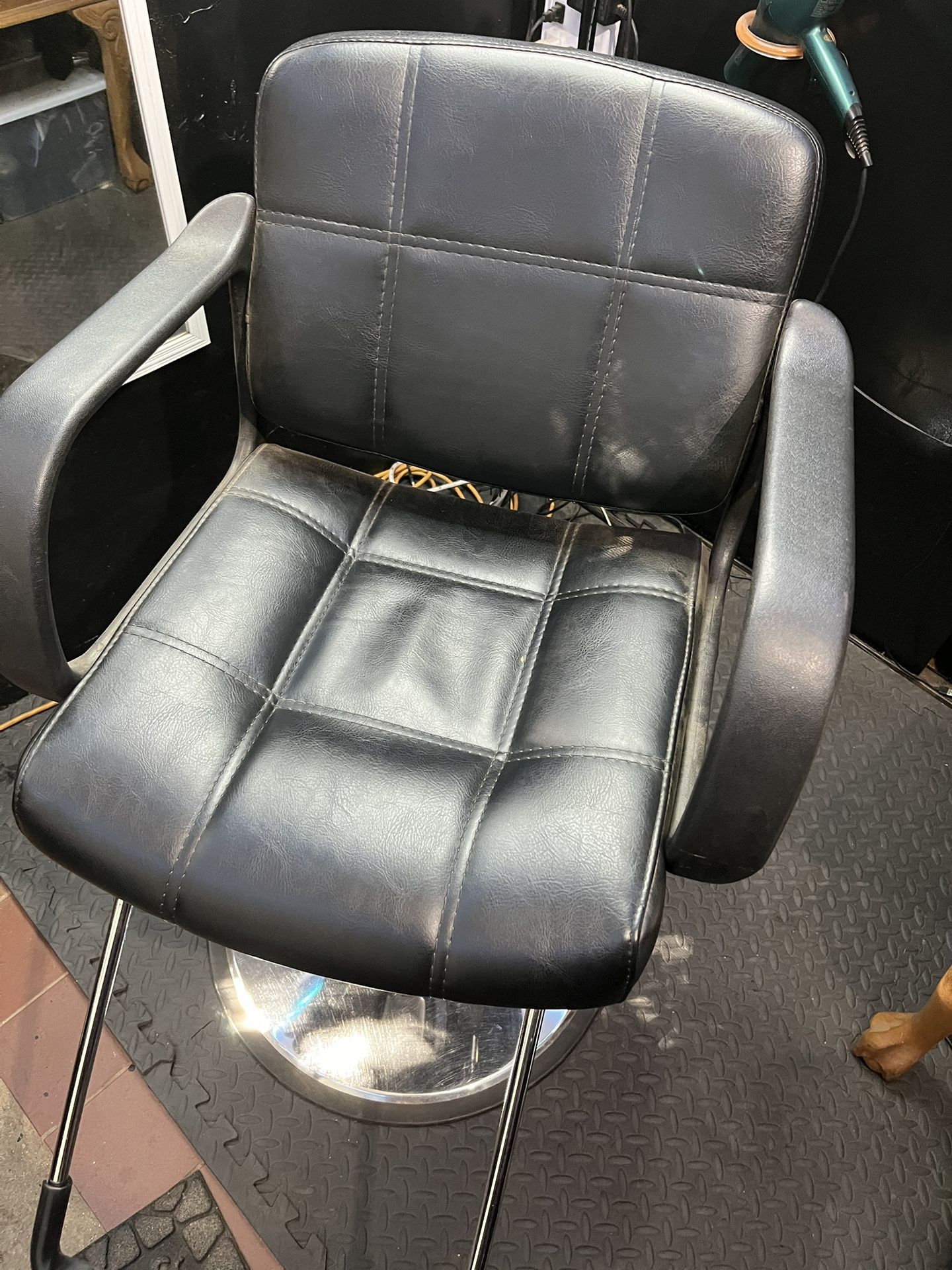 barber chair