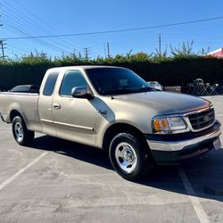 Moving Truck / Pickup To Help You Move Stuff 