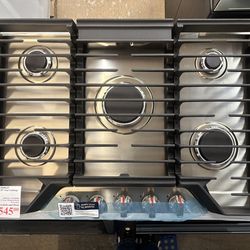 New! Frigidaire Gallery 30” Gas Cooktop