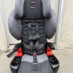 BRITAX PIONER BOOSTER CAR SEAT