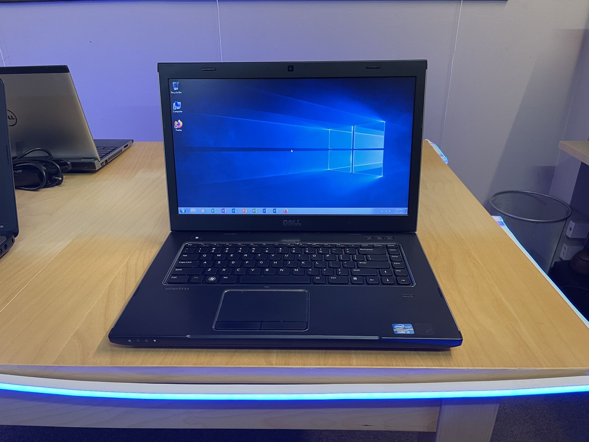 DELL laptop i3 processor 4 gb ram 15.6 inch screen