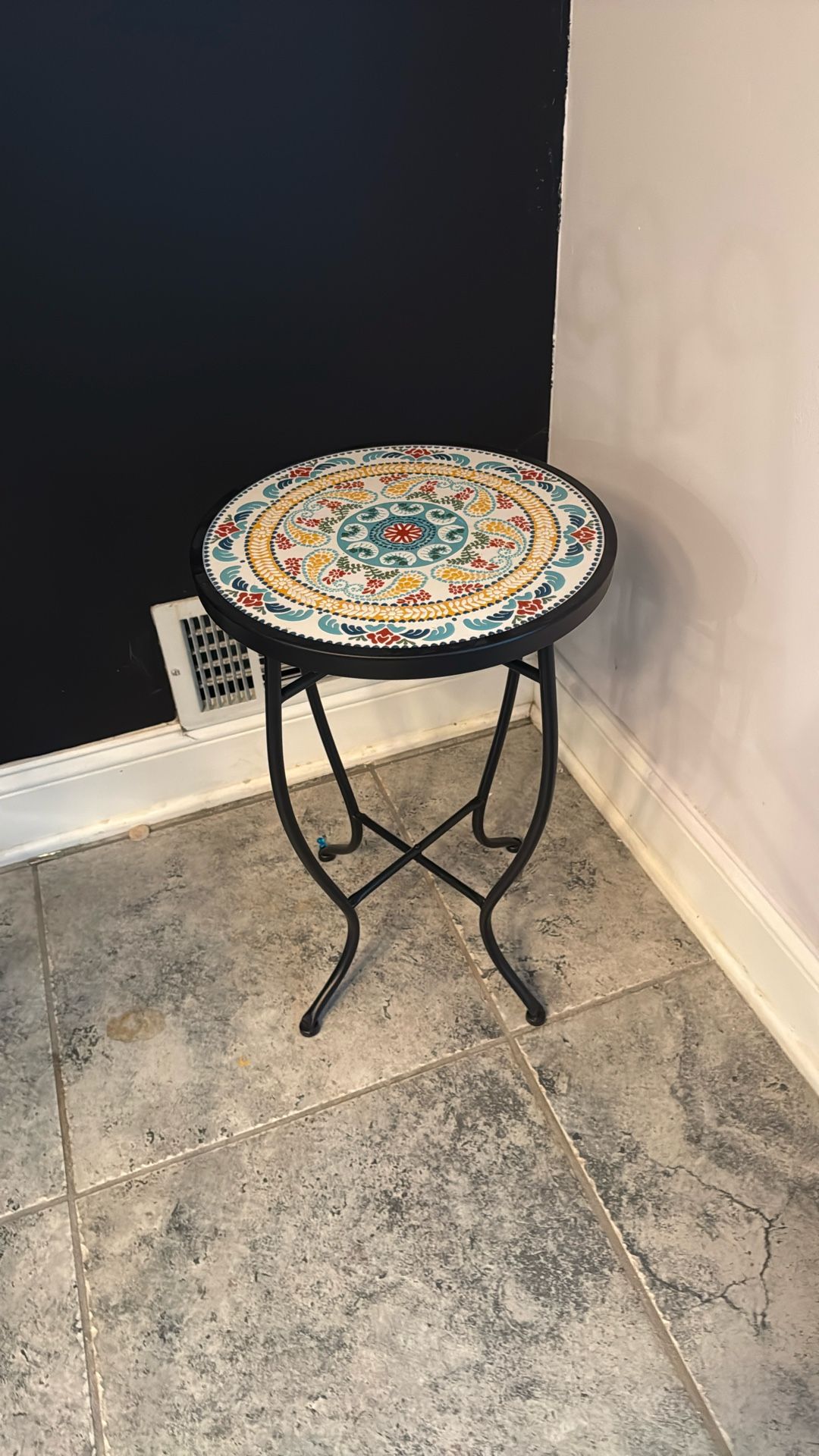 Mosaic Accent Table – Colorful Round Side Table