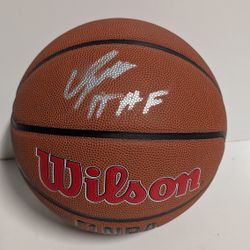 Dominique Wilkins Autograph Signed Wilson NBA Leather Basketball Beckett COA Collectible 
