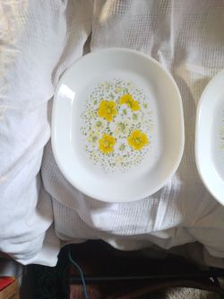 Correlle Platter Yellow Flowers 
