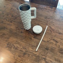 Simple Modern 40oz Trek Trumbler