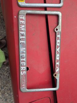 Vintage license plate frame