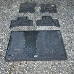 Toyota FJ Cruiser Rubber Floor Mats $75 obo