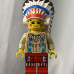 Lego Minifigure ww017 Indian Chief 1 Big Chief Rattle Snake Western Indians (Rare Collectors Item!)