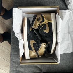 Jordan 1's DMP. SZ 4Y