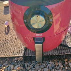 Nice Air Fryer Only 25.00