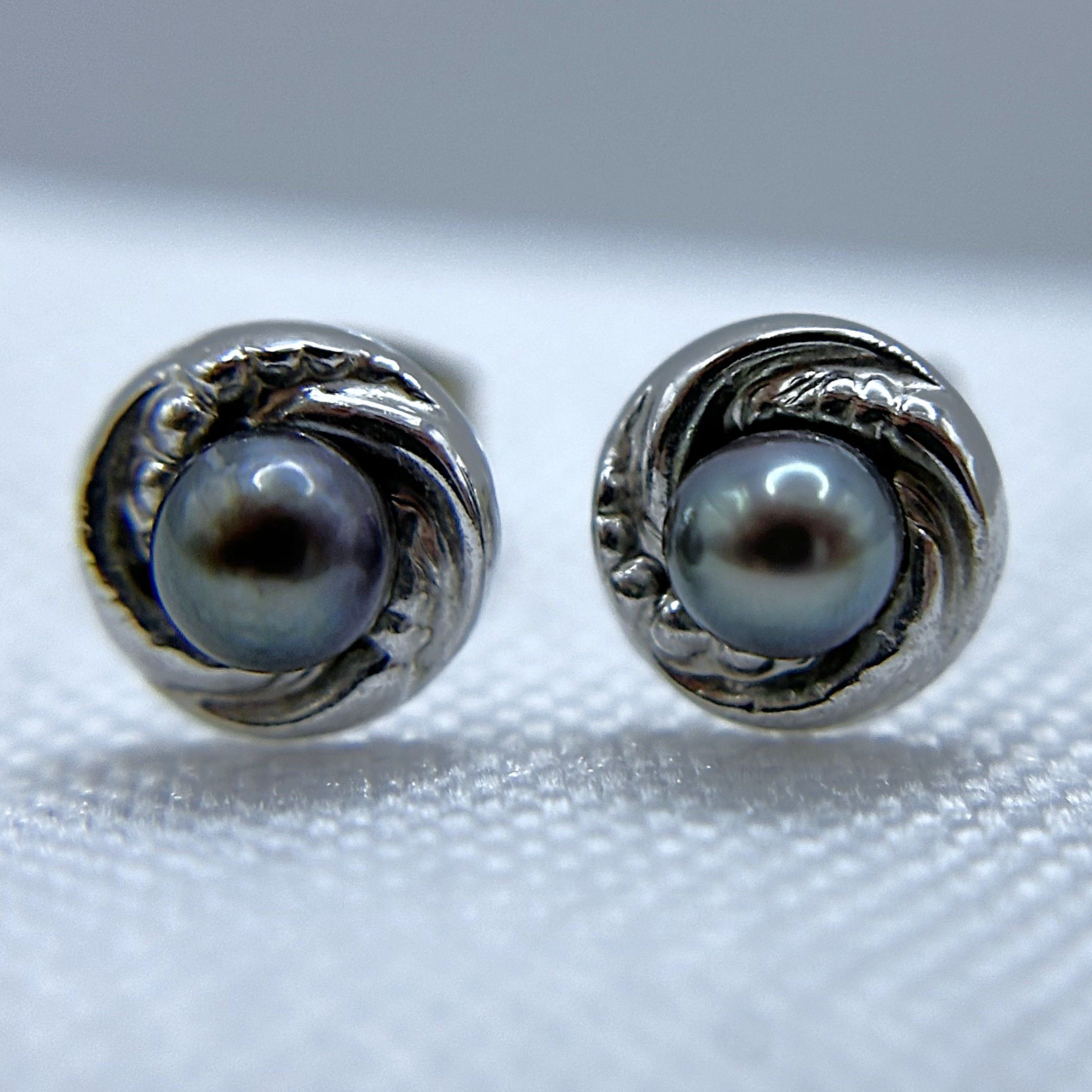 14K White Gold & Tahitian Pearl Stud Earrings