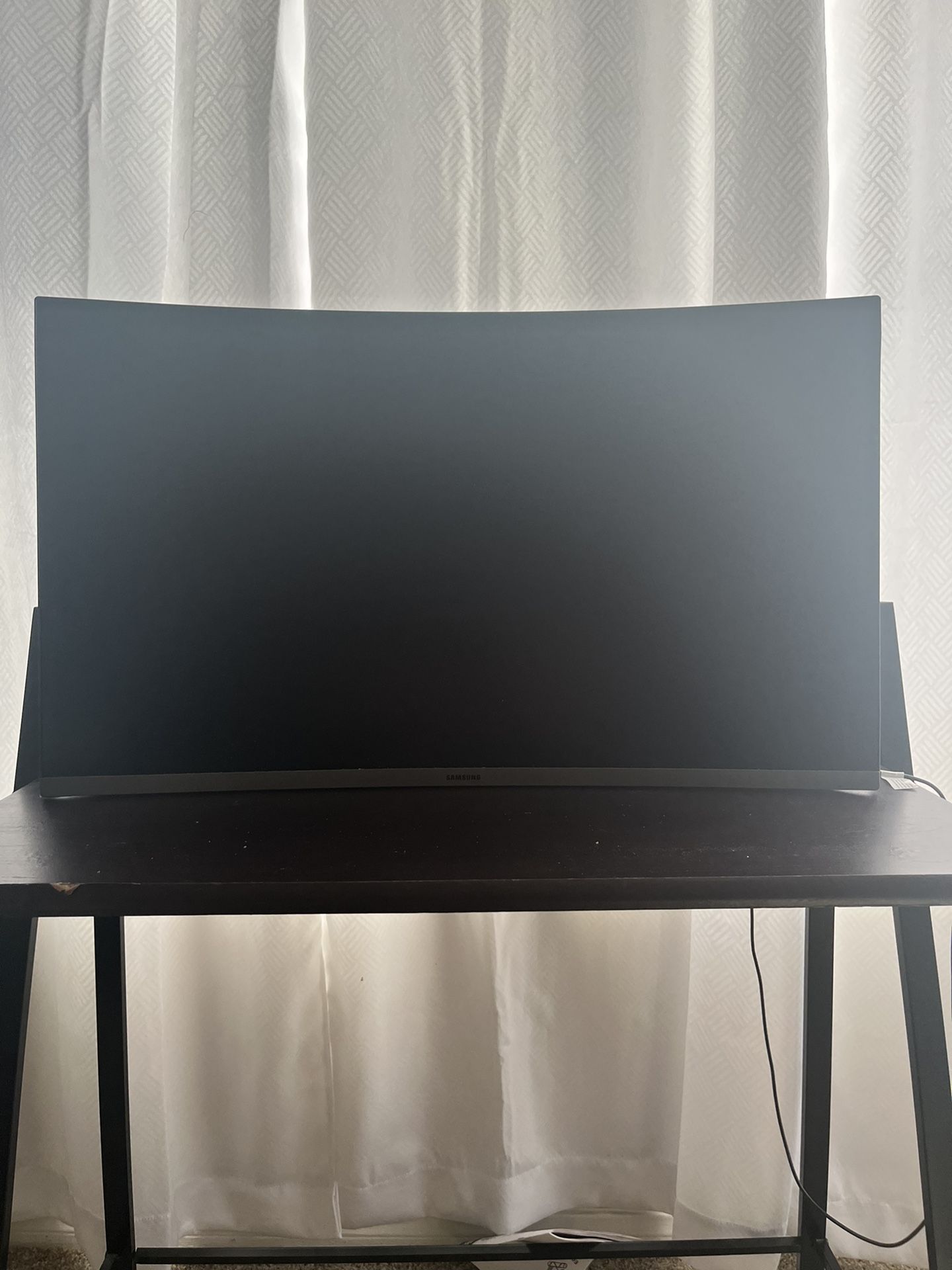 Samsung Curved Monitor
